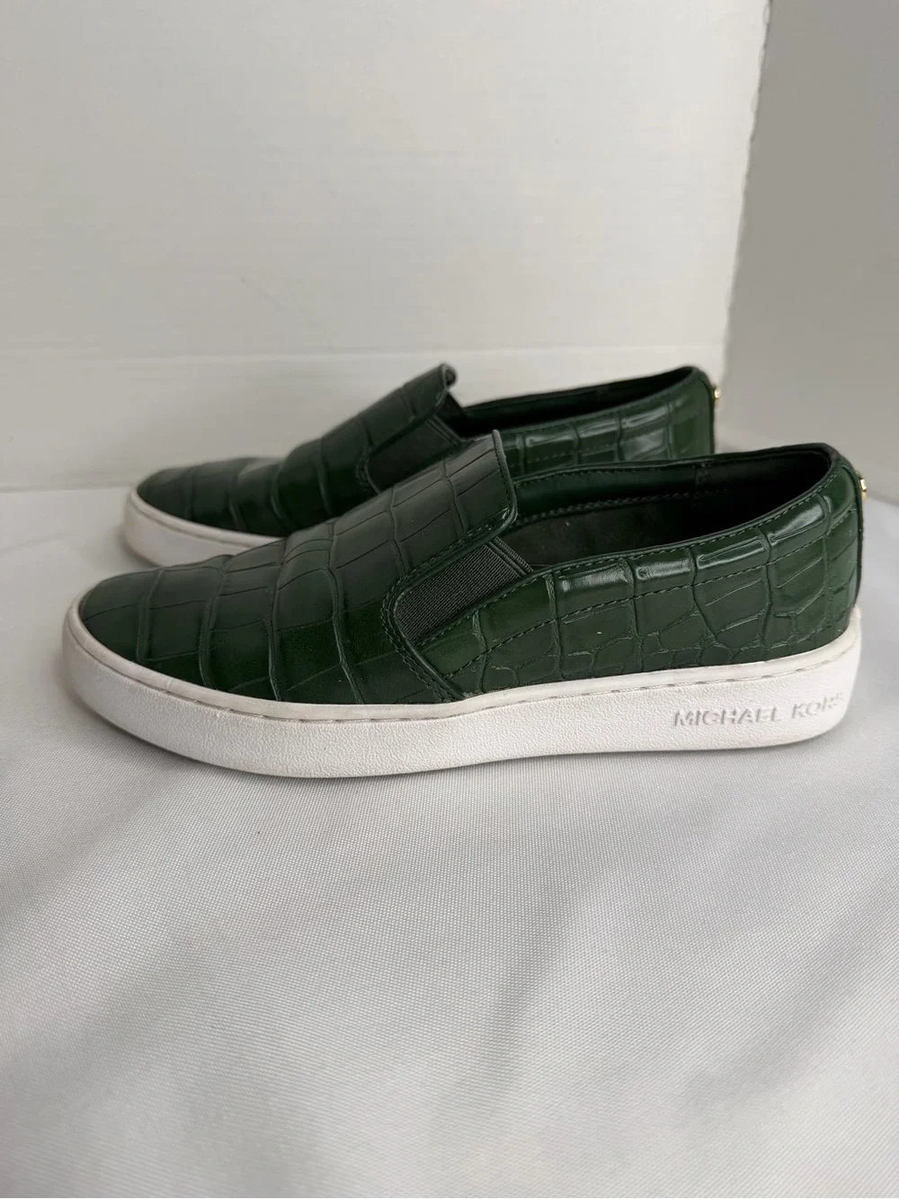 Michael Kors great tone